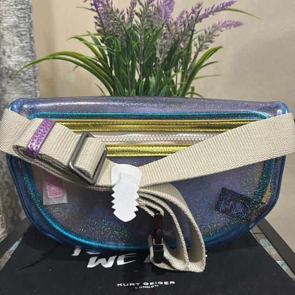 Kurt Geiger Vinyl Southbank Belt Bag - Picture 3 of 13